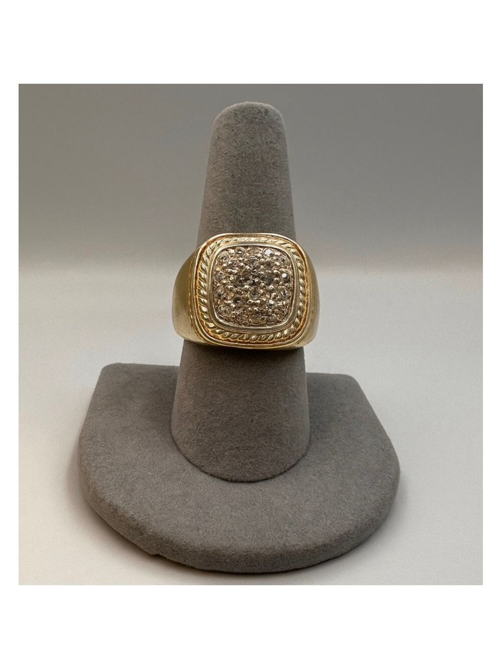 Men’s Gold-Tone Cubic Zirconia Cluster Ring – Size 7.5